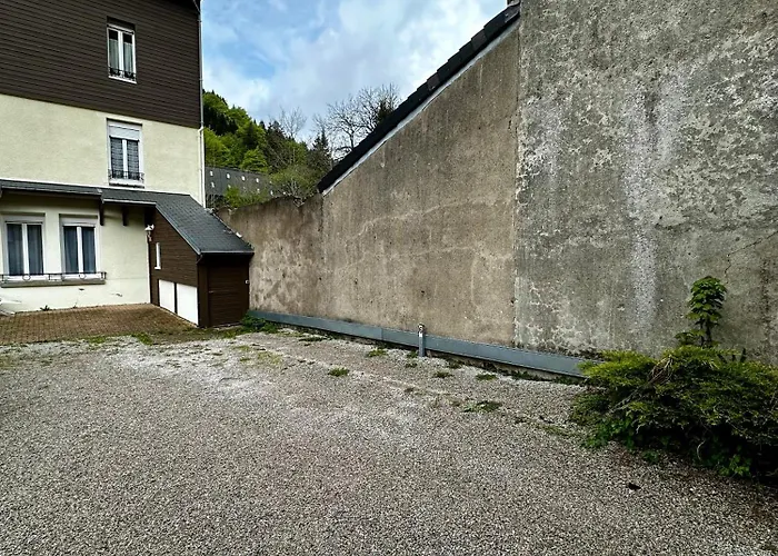 Le Buisson